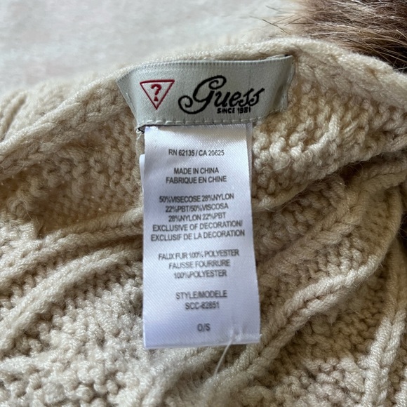 GUESS Rhinestone Scarf / New - Picture 5 of 5